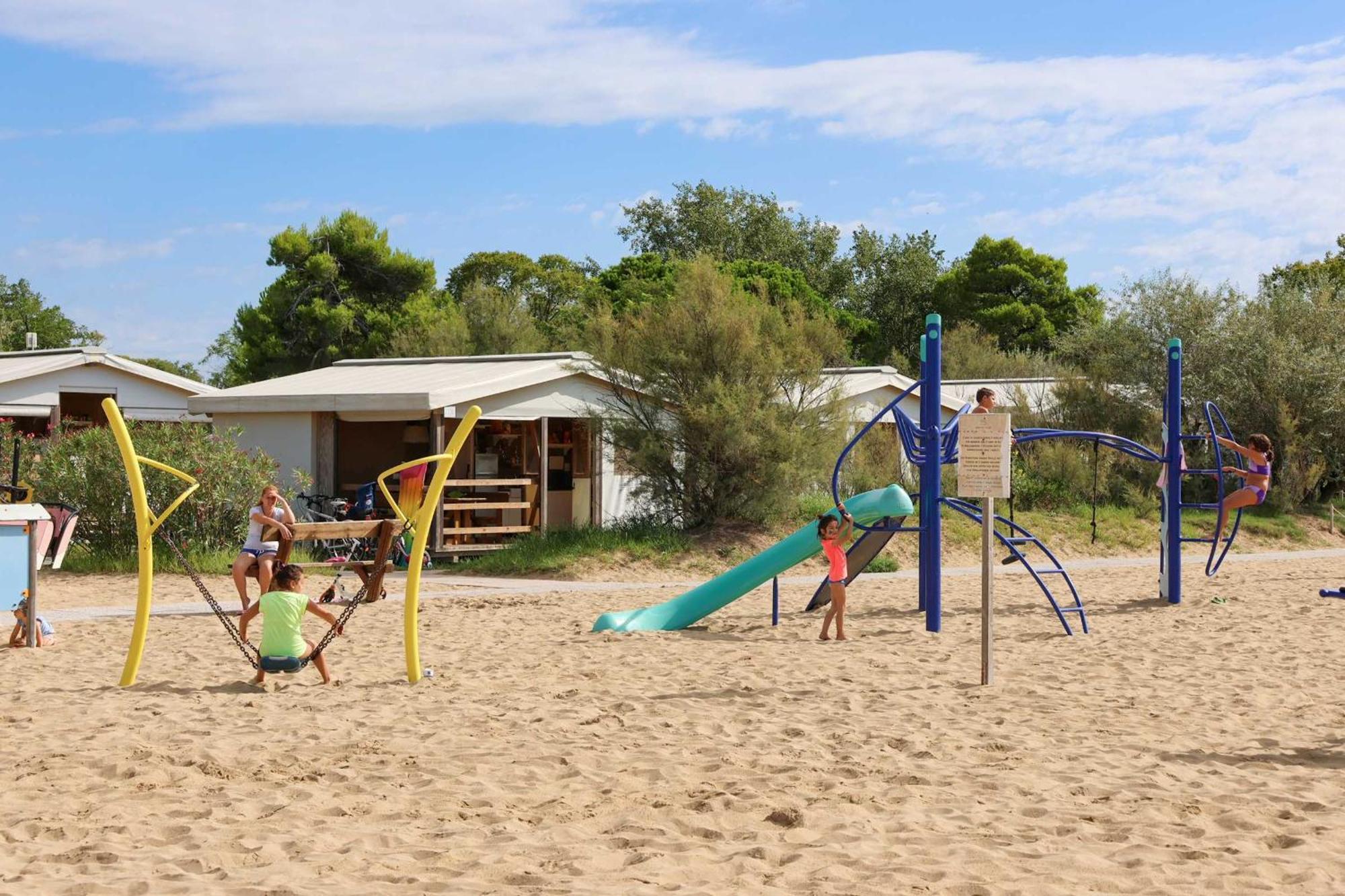 Camping Village Capalonga بيبيوني المظهر الخارجي الصورة