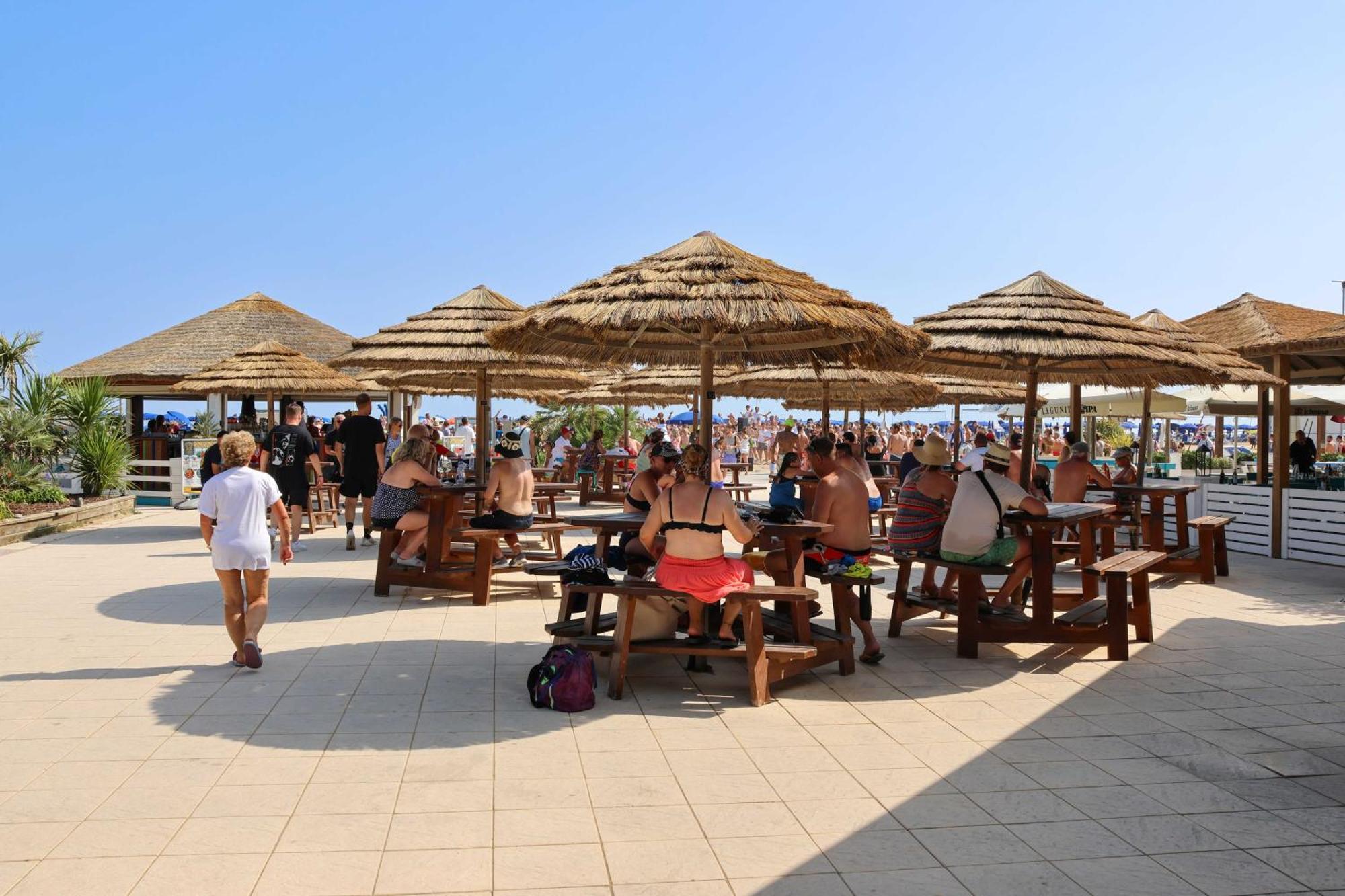 Camping Village Capalonga بيبيوني المظهر الخارجي الصورة