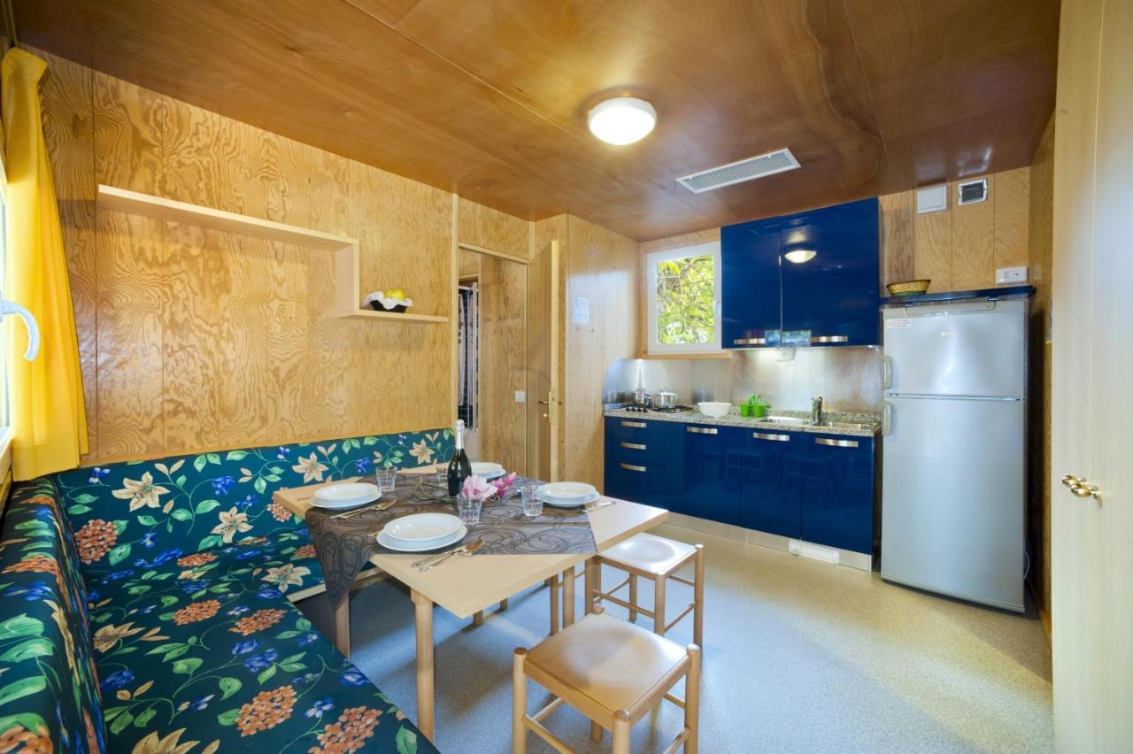 Camping Village Capalonga بيبيوني المظهر الخارجي الصورة